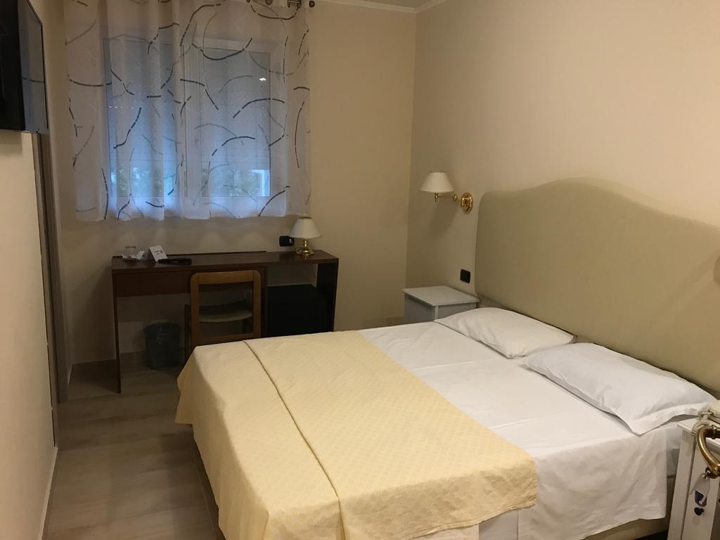 Hotel Citta' Di Conegliano Szoba fotó